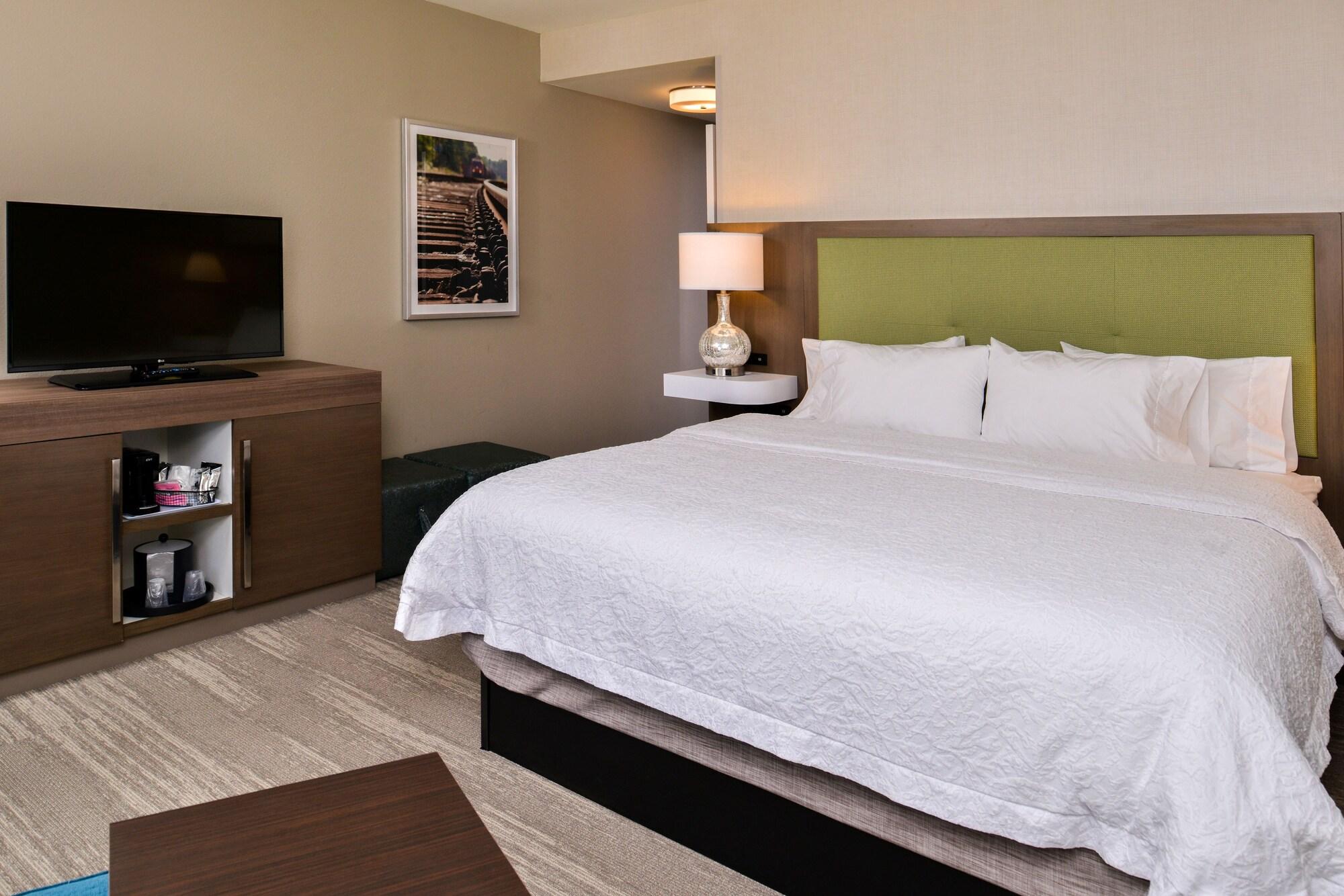 Hotel Hampton By Hilton Omaha Airport, Ia 3*