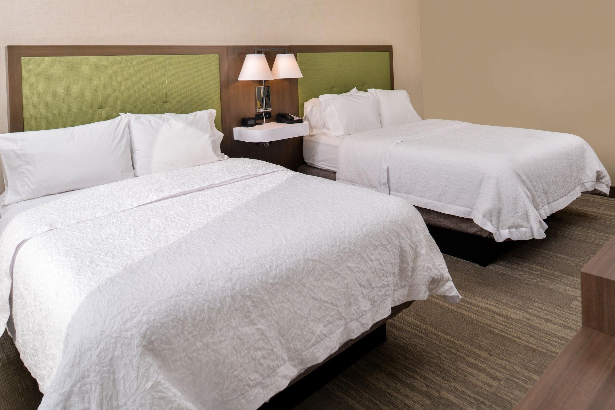 Hampton By Hilton Omaha Airport, Ia Hotel