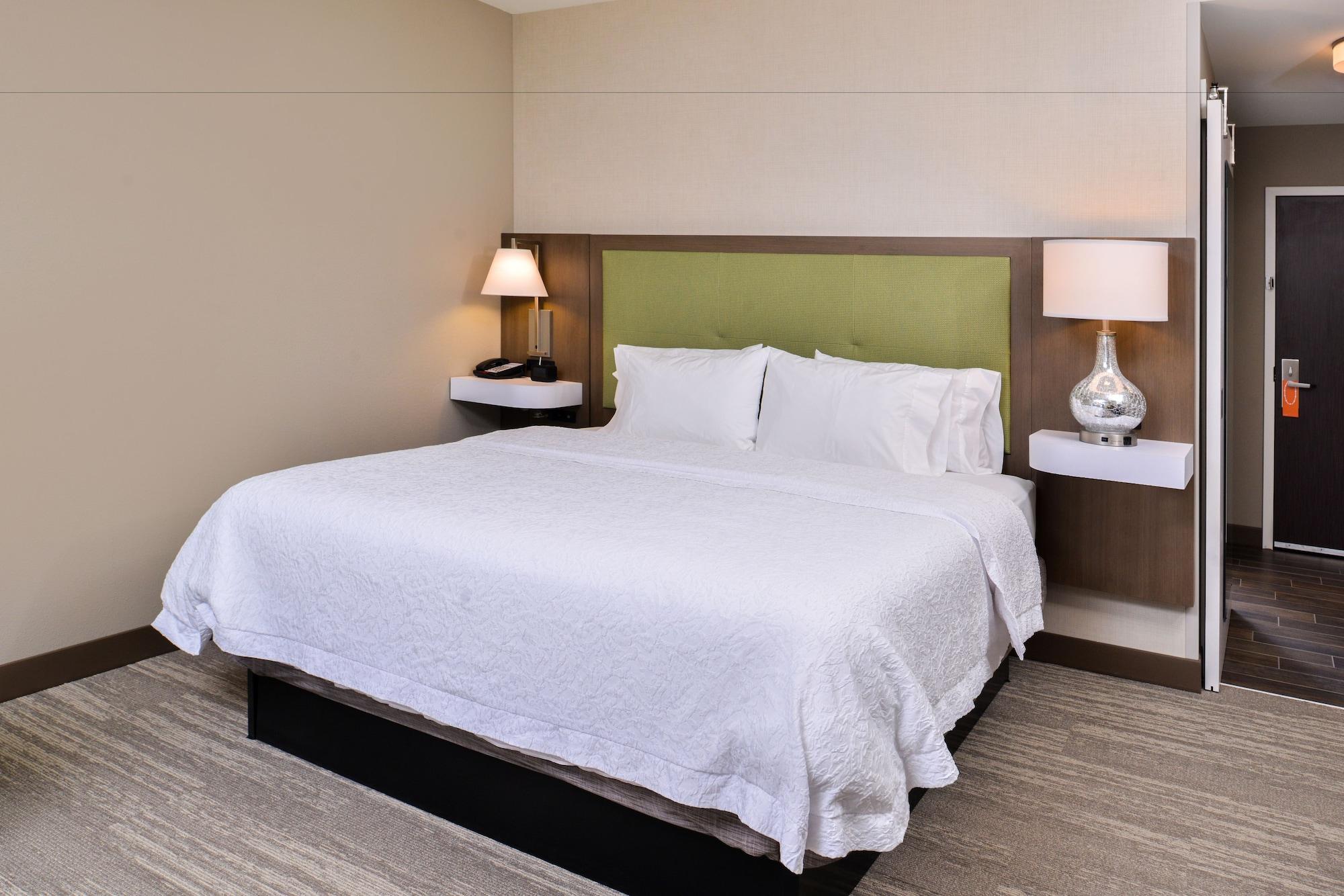 Hampton By Hilton Omaha Airport, Ia Hotel Carter Lake
