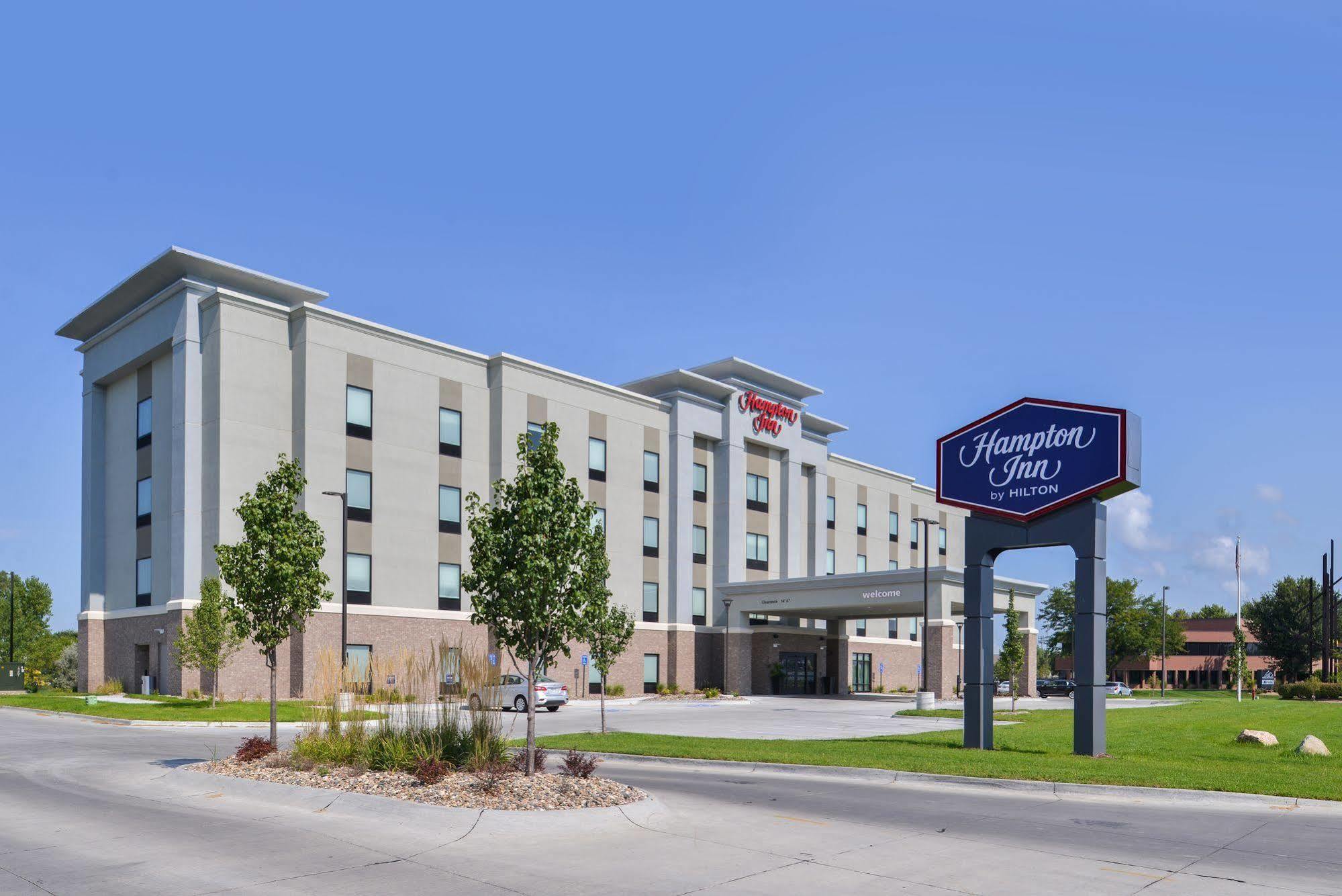 Hampton By Hilton Omaha Airport, Ia Carter Lake
