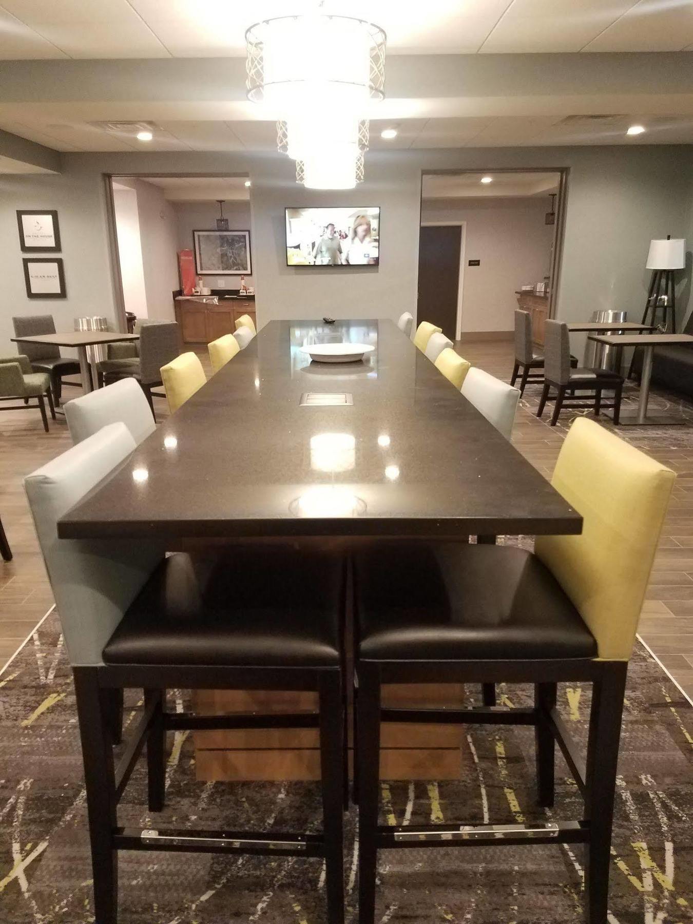 Hampton By Hilton Omaha Airport, Ia Hotel Carter Lake